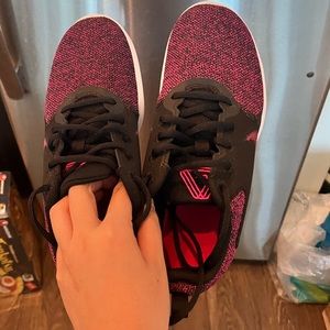 Nike flex shoes US8.5